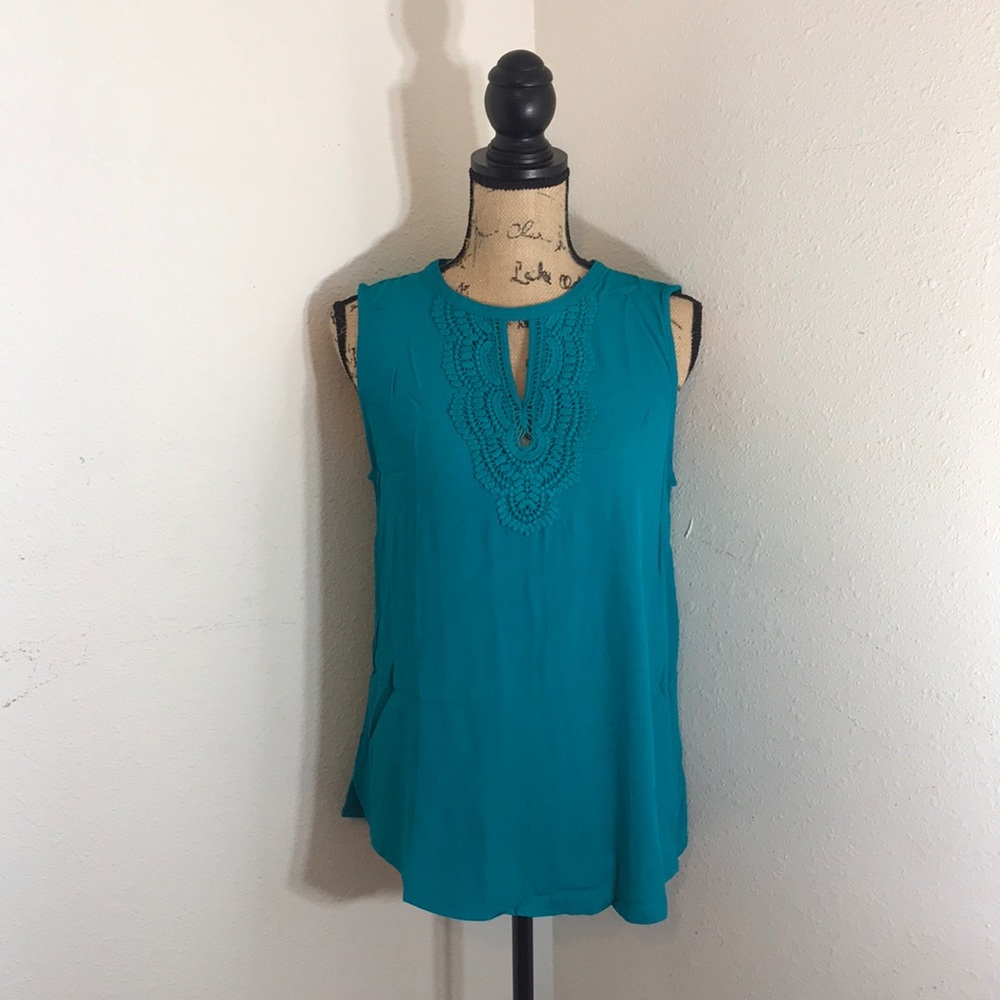 Grace elements with crochet tank top size M/XL F12